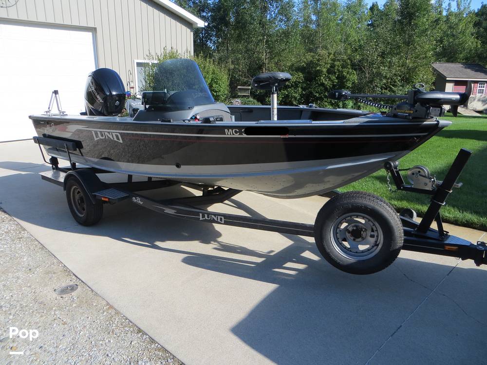 Photo 17' Lund Mr Pike 17 100877099.81 as of 12/13/21