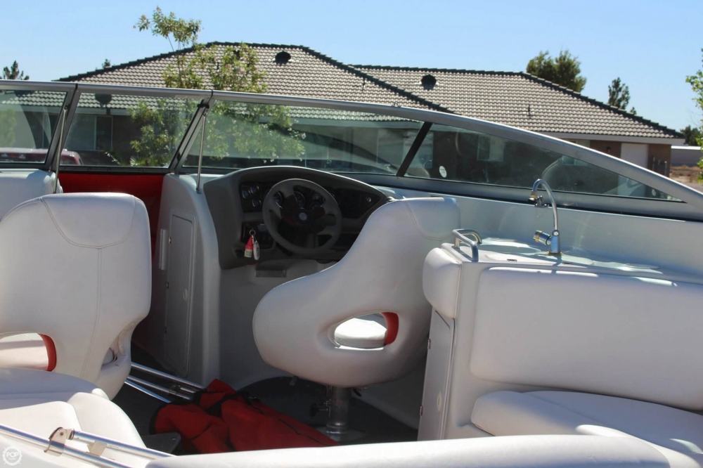 2003 Crownline 26 - Photo #4