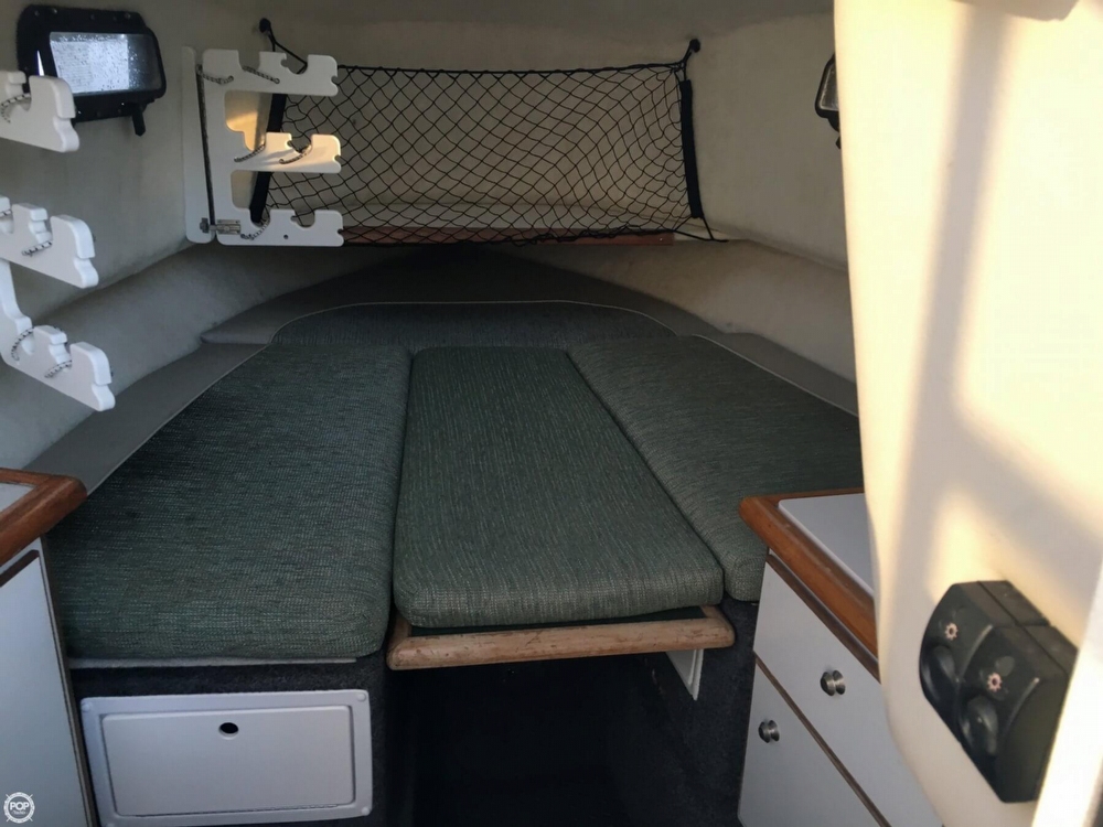 1999 Bayliner 25 - Photo #9