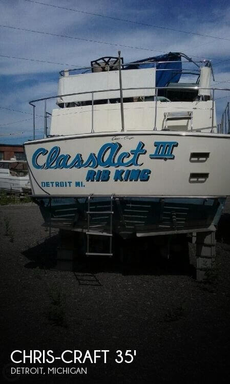 Used Chris-Craft Motoryachts For Sale by owner | 1974 Chris-Craft 35