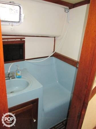 1979 Mainship 34 - Photo #7
