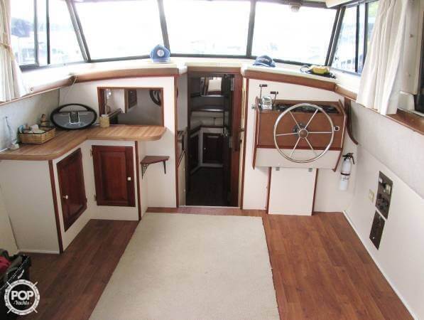 1979 Mainship 34 - Photo #12