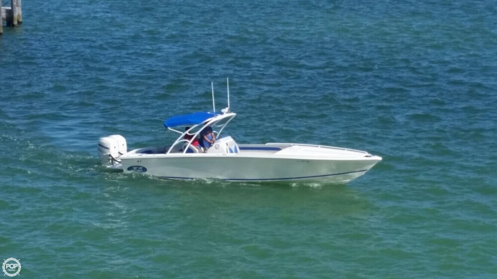 2008 Avanti 33 Power boat for Sale in N Palm Beach, FL