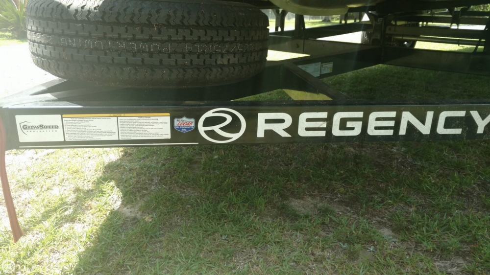 2015 Regency 25 - Photo #8