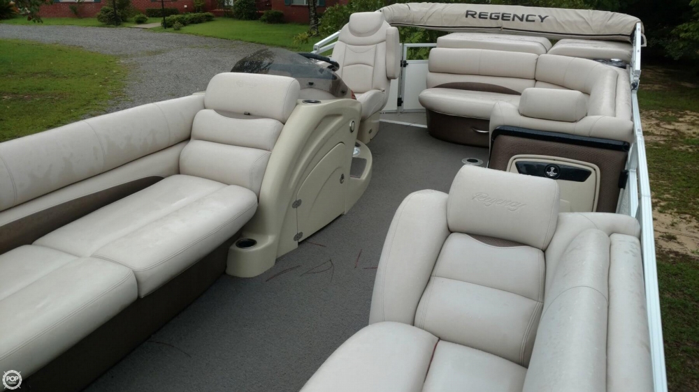 2015 Regency 25 - Photo #14