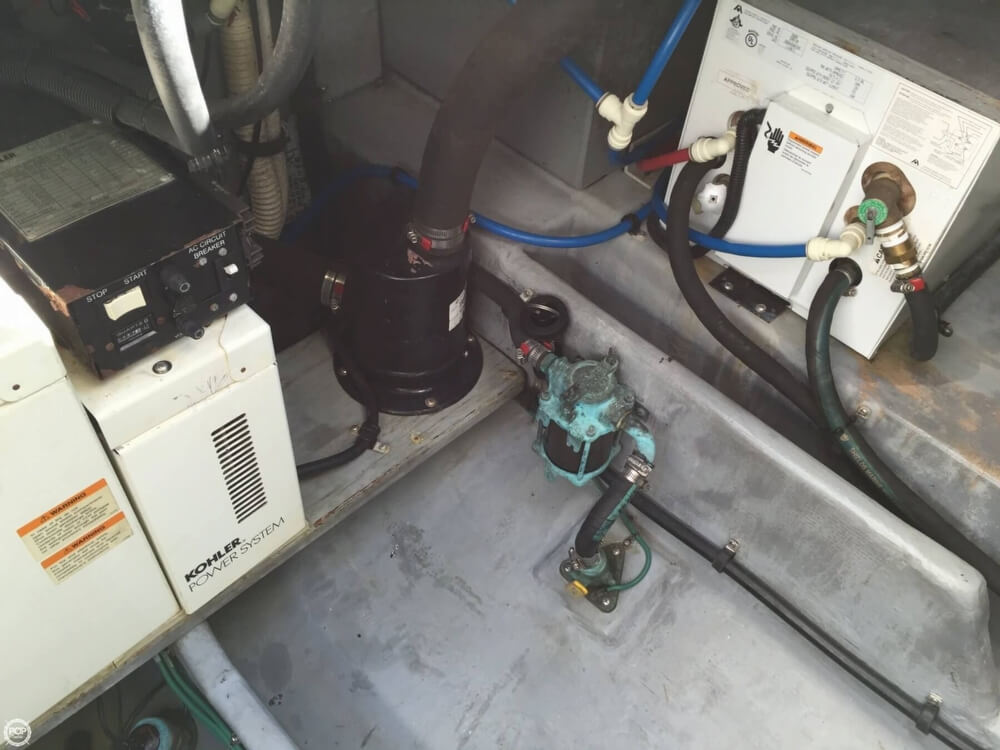 2000 Sea Ray 29 - Photo #15
