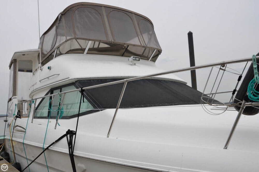 1997 Sea Ray 37 - Photo #3