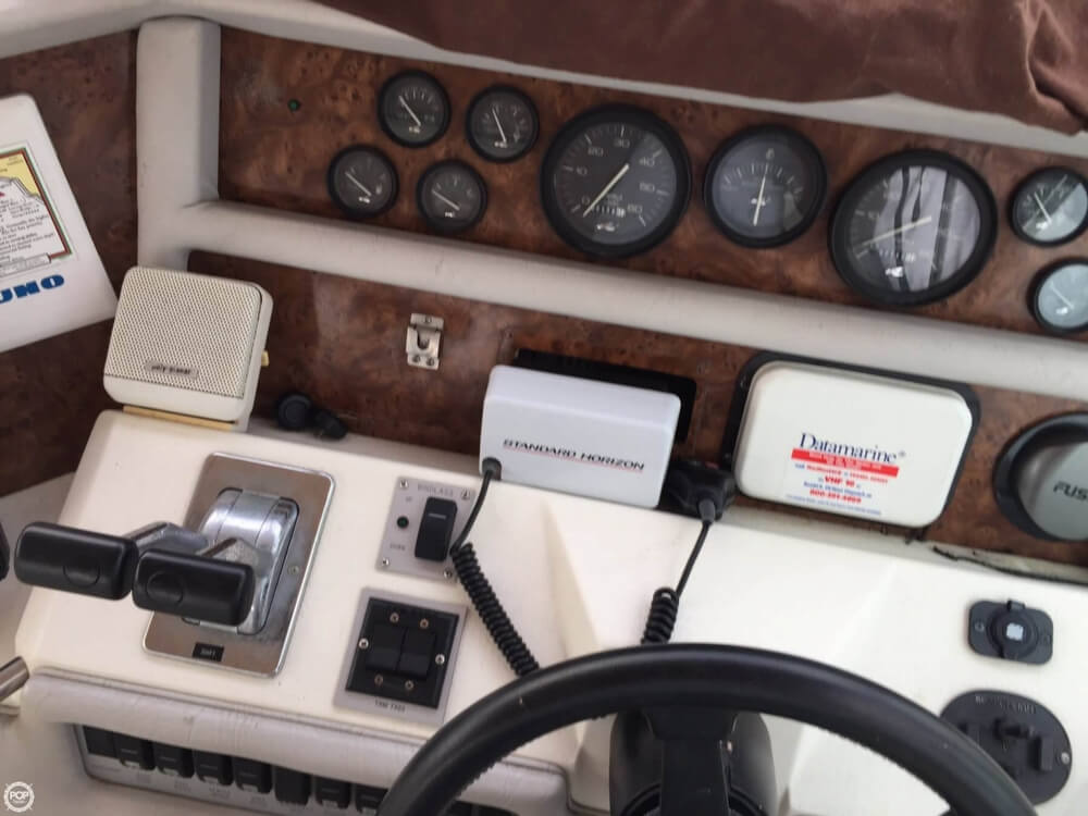 1994 Sea Ray 37 - Photo #10