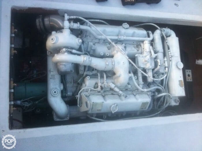 1967 Uniflite 23 - Photo #8
