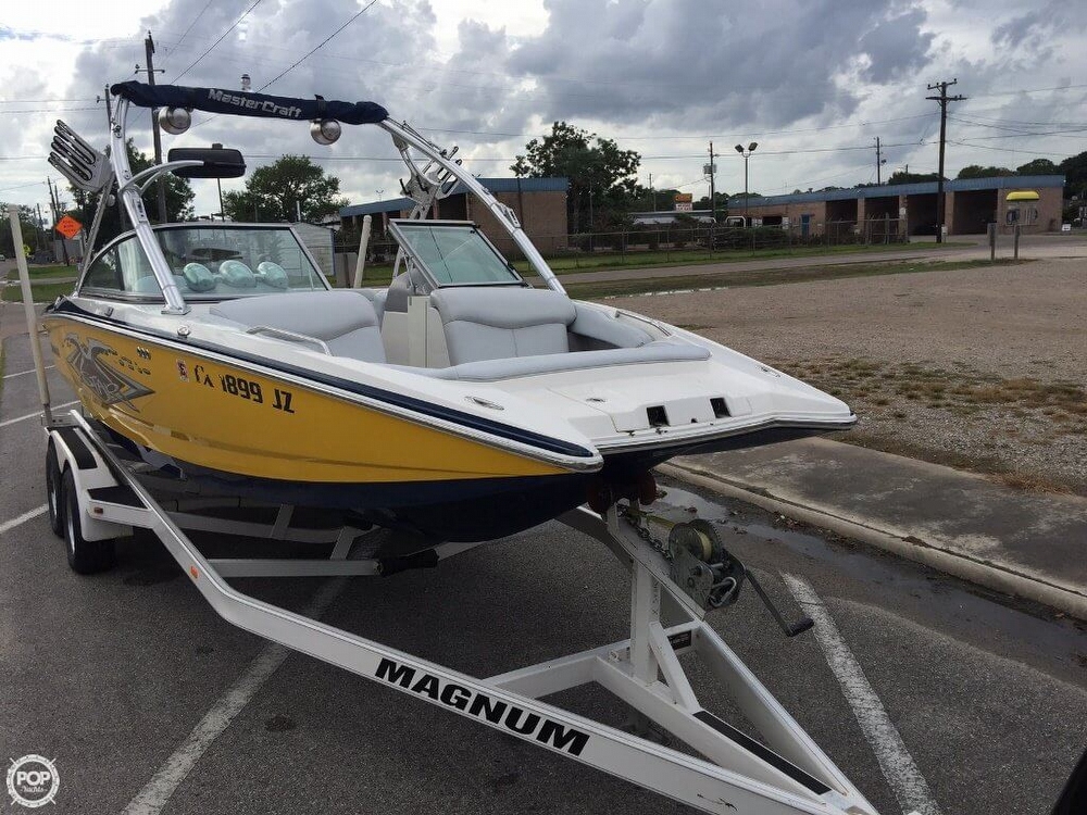 2004 Mastercraft 22 - Photo #3