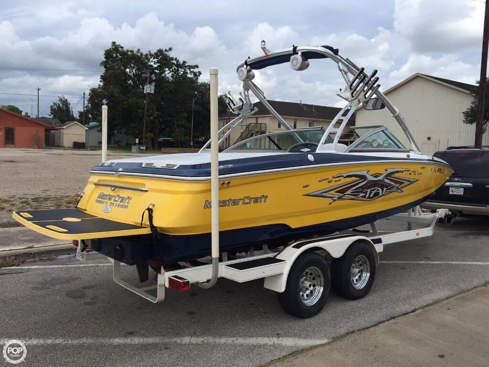 2004 Mastercraft 22 - Photo #5