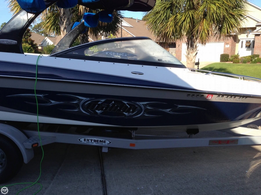 2005 Malibu 23 - Photo #1