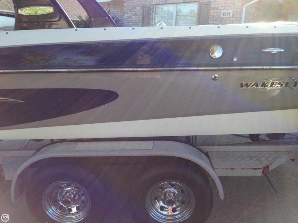 2005 Malibu 23 - Photo #11