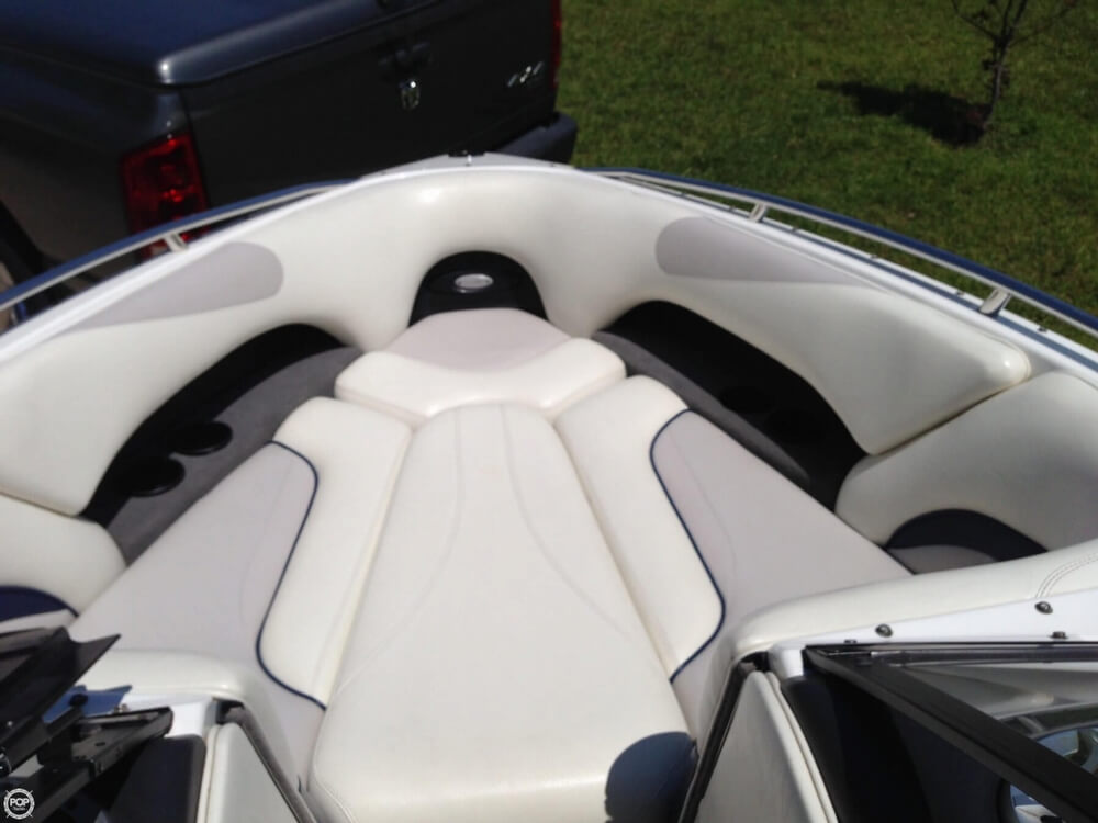 2005 Malibu 23 - Photo #21