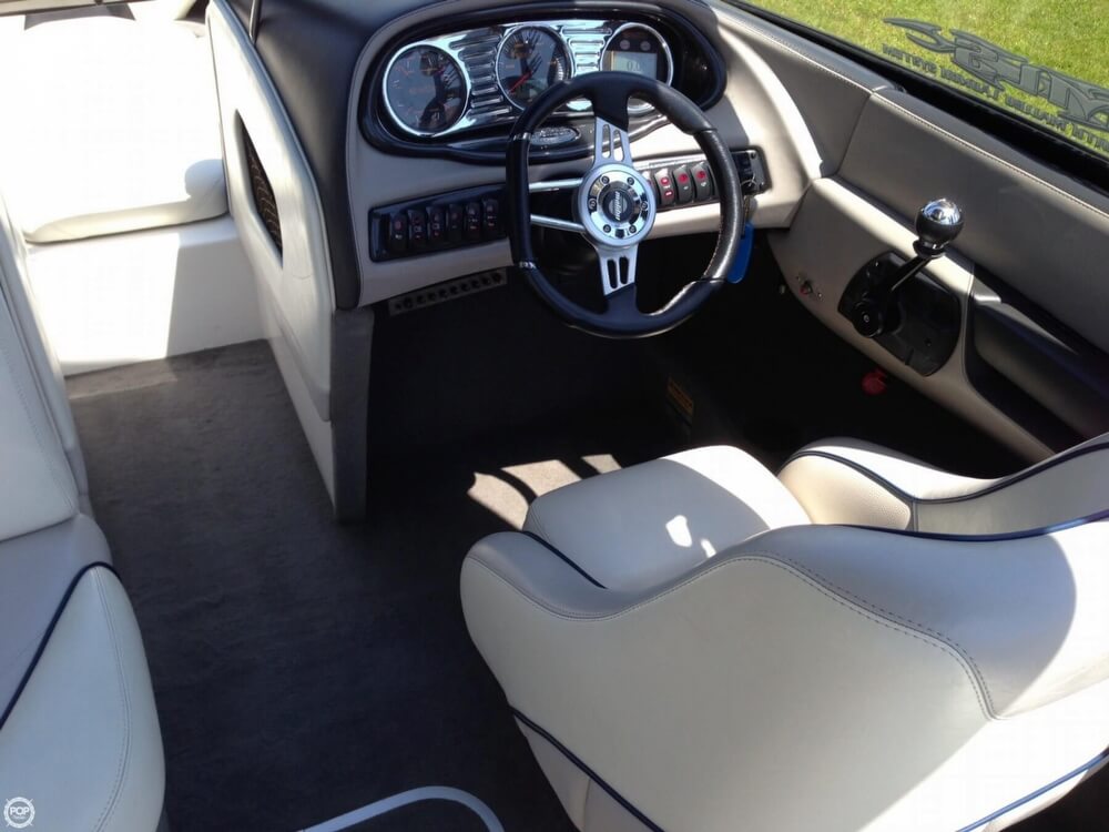 2005 Malibu 23 - Photo #26