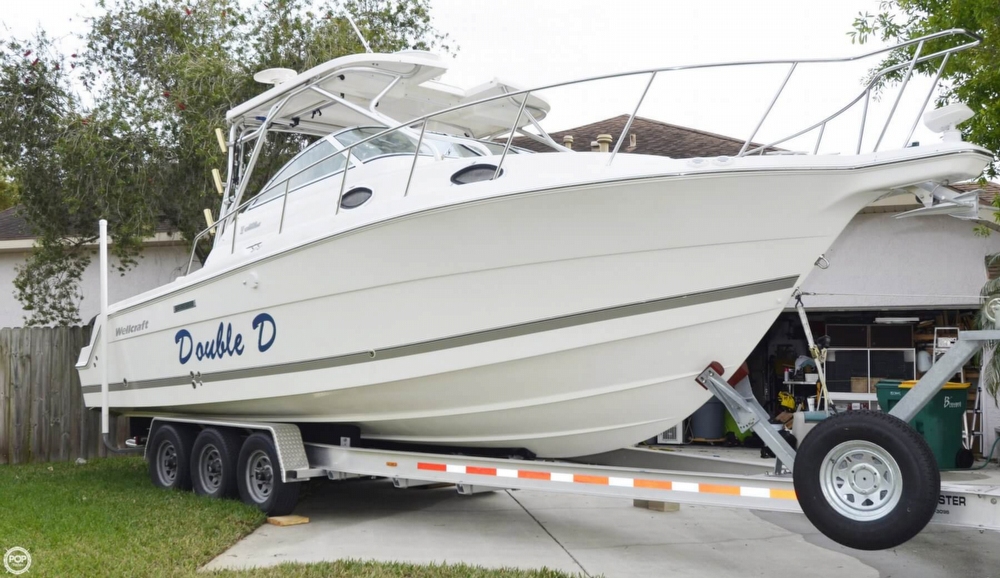 2005 Wellcraft 30 - Photo #2