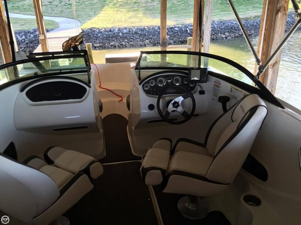 2012 Sea Ray 19 - Photo #3