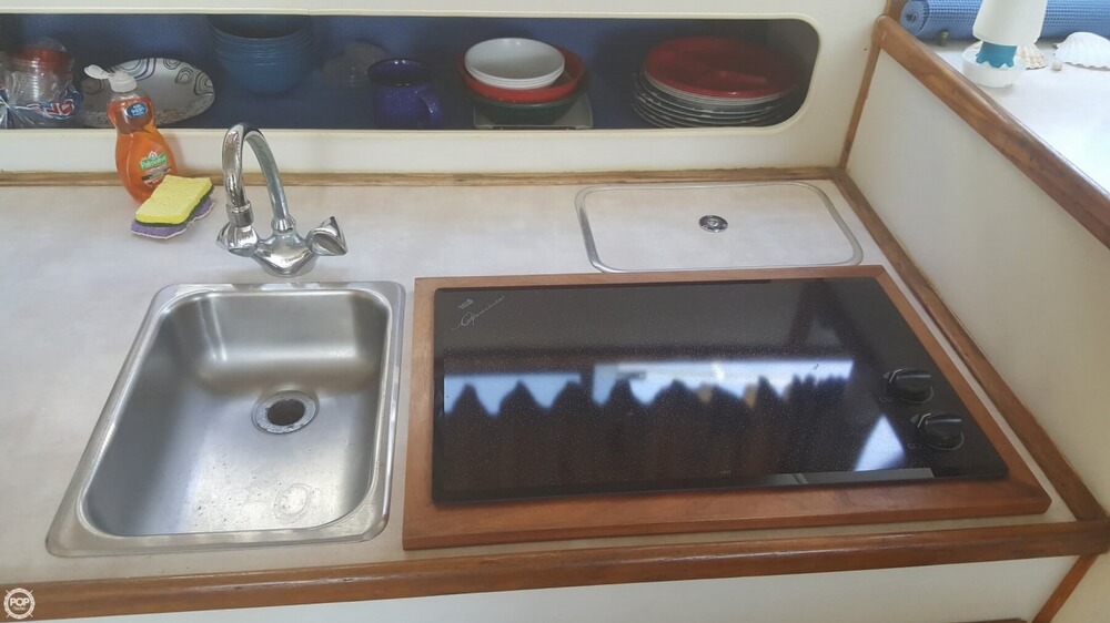 1990 Chris-Craft 30 - Photo #14