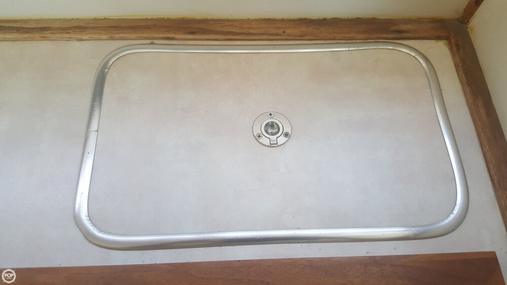 1990 Chris-Craft 30 - Photo #15