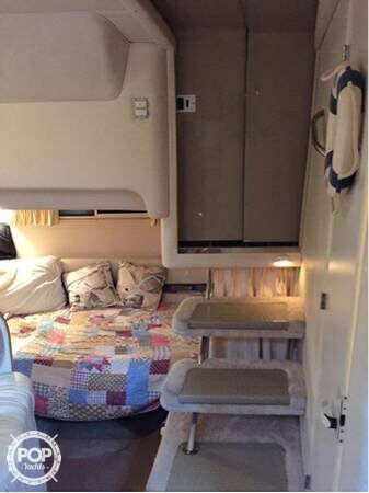 1999 Sea Ray 31 - Photo #6