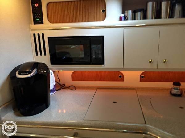 1999 Sea Ray 31 - Photo #12