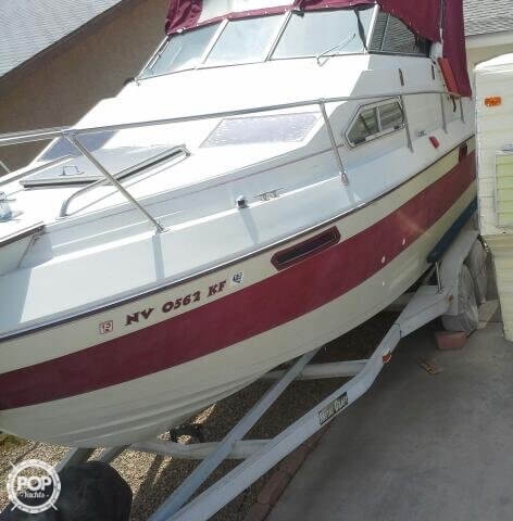 1985 Sun Runner 24 - Photo #1