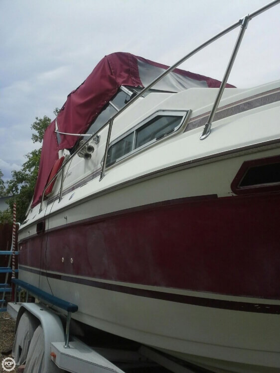 1985 Sun Runner 24 - Photo #3