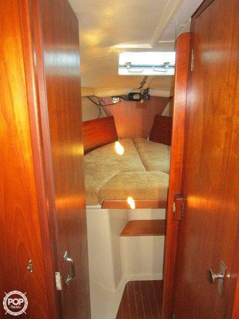 1980 C & C Yachts 34 - Photo #17