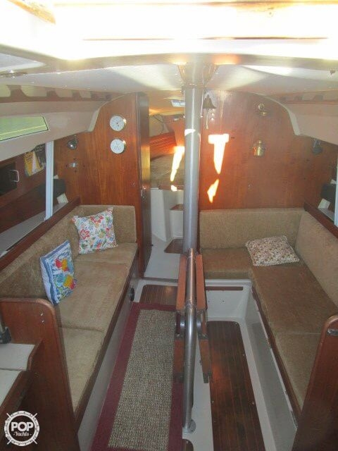 1980 C & C Yachts 34 - Photo #20