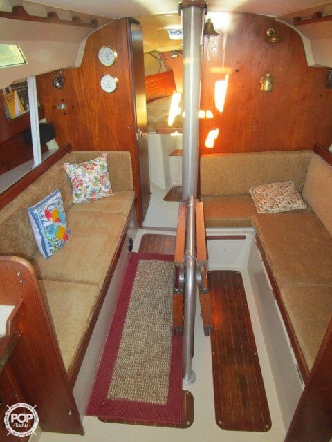 1980 C & C Yachts 34 - Photo #21