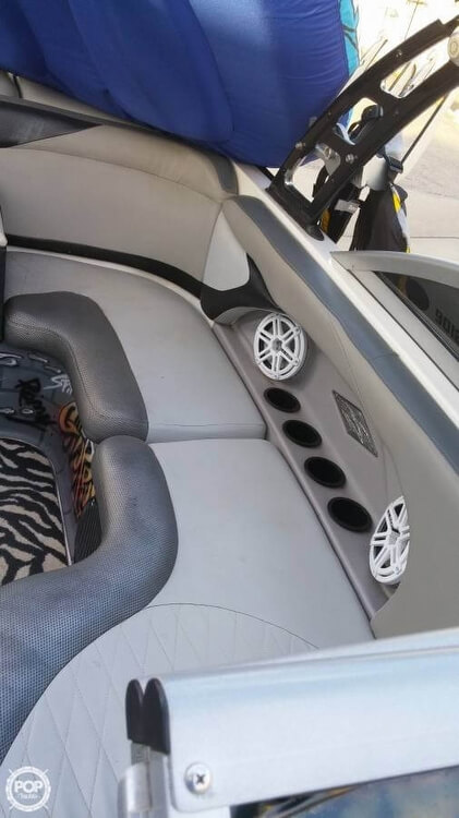 2004 Mastercraft 23 - Photo #14