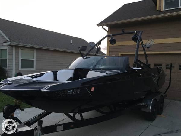 2011 Axis 22 - Photo #2