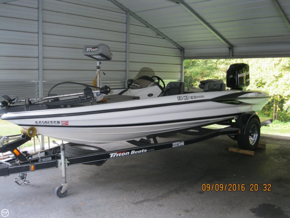 2009 Triton 18 - Photo #2