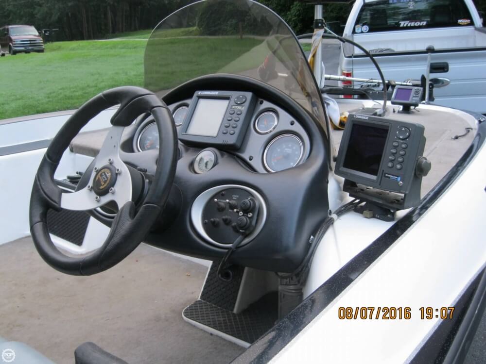 2009 Triton 18 - Photo #13