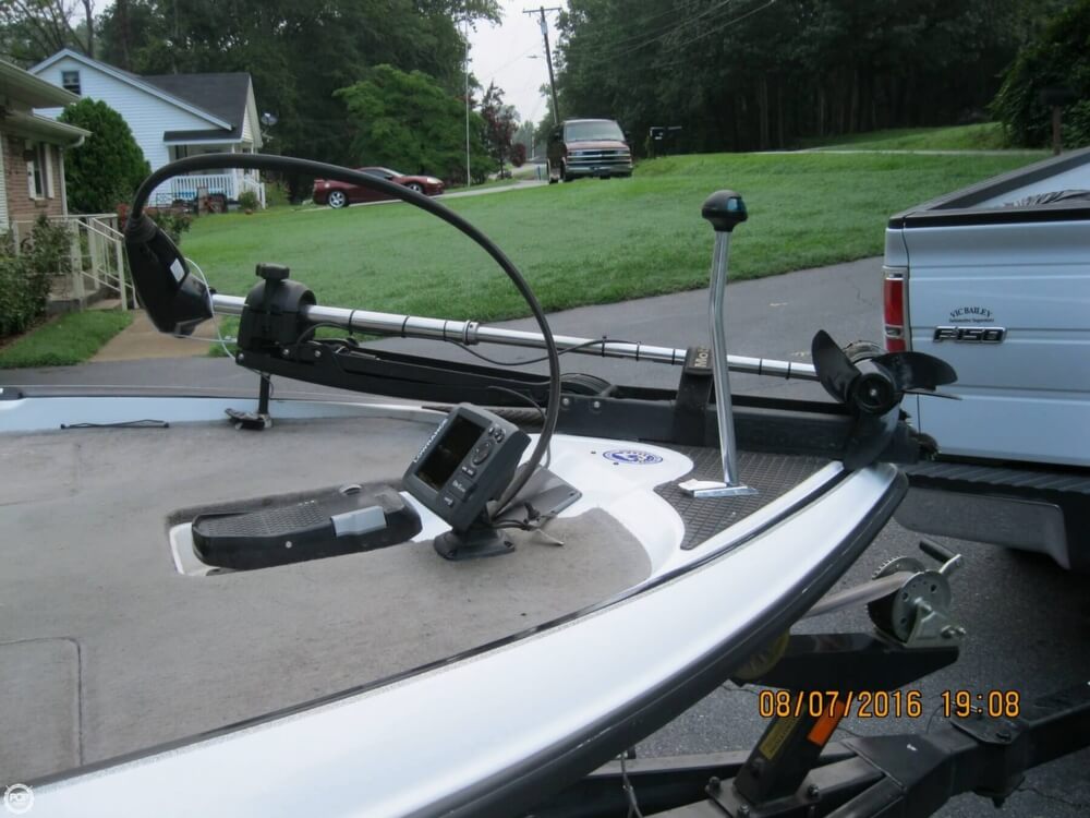 2009 Triton 18 - Photo #17