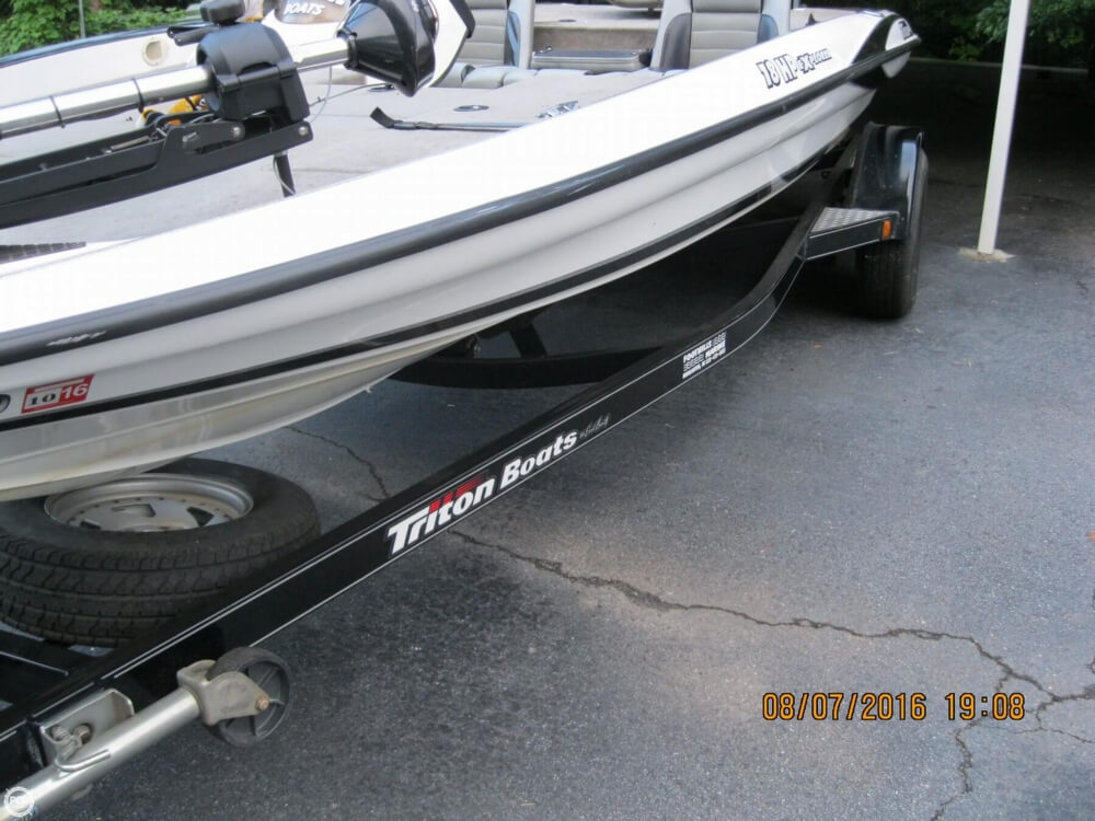 2009 Triton 18 - Photo #20