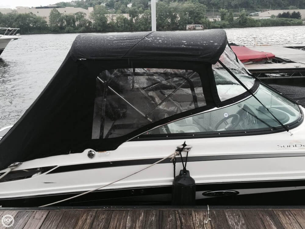 2012 Sea Ray 24 - Photo #3