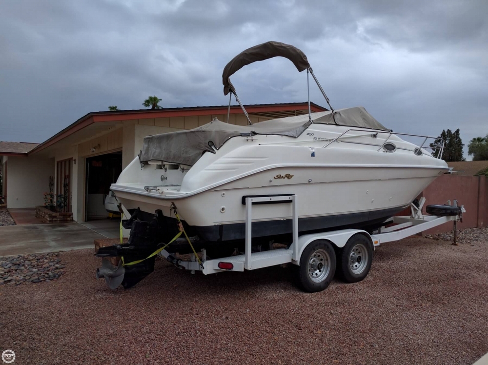1996 Sea Ray 25 - Photo #2
