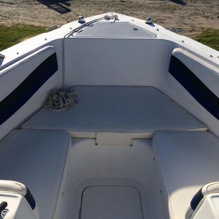 2000 Seaswirl 21 - Photo #4
