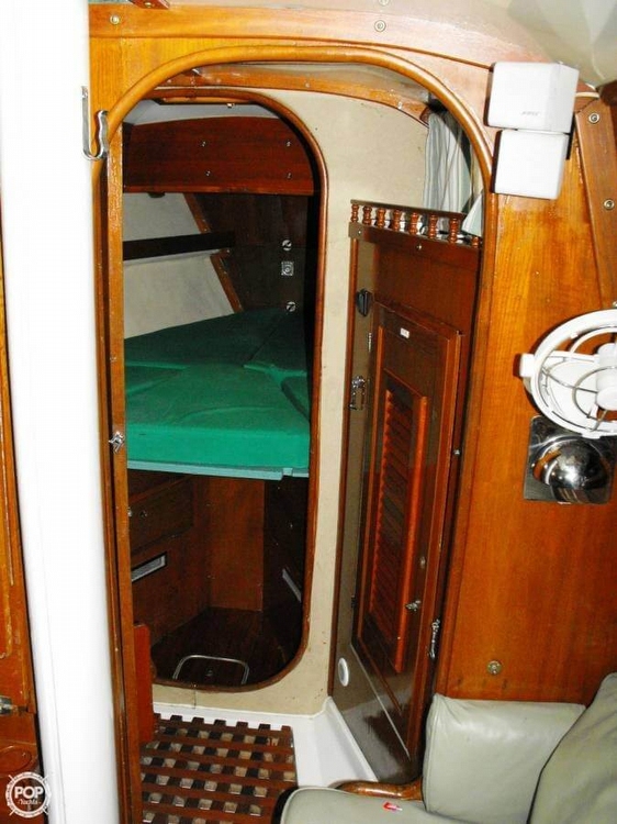 1977 Columbia 32 - Photo #4