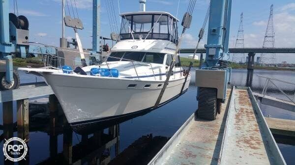 1988 Bayliner 38 - Photo #2