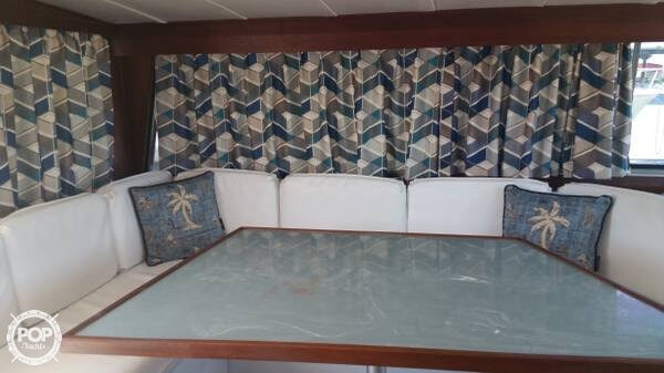1988 Bayliner 38 - Photo #16