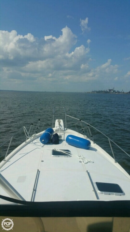 1988 Bayliner 38 - Photo #9