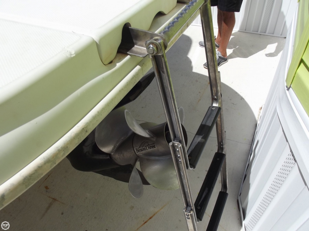 2000 Sea Ray 24 - Photo #22