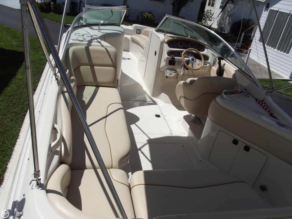 2000 Sea Ray 24 - Photo #33
