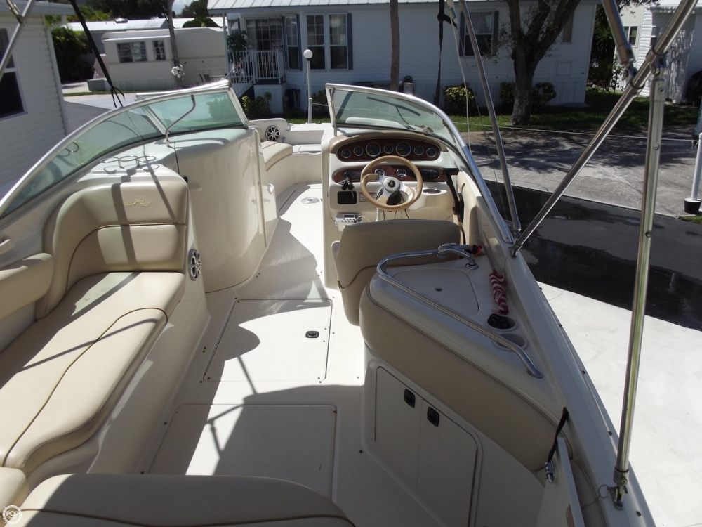 2000 Sea Ray 24 - Photo #36