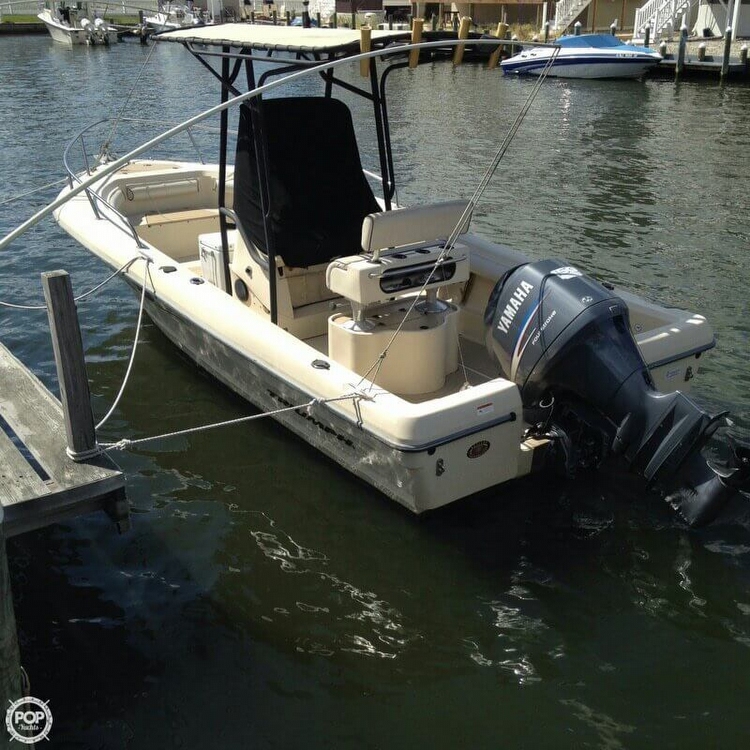 2005 Triumph 21 - Photo #3