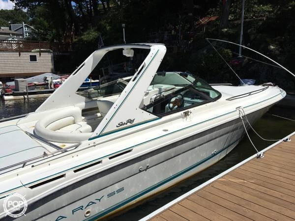 1994 Sea Ray 31 - Photo #5