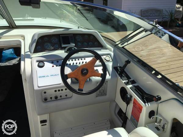 1994 Sea Ray 31 - Photo #6
