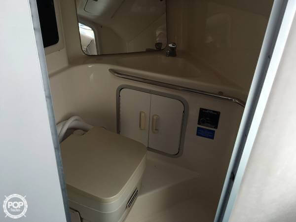 1994 Sea Ray 31 - Photo #9